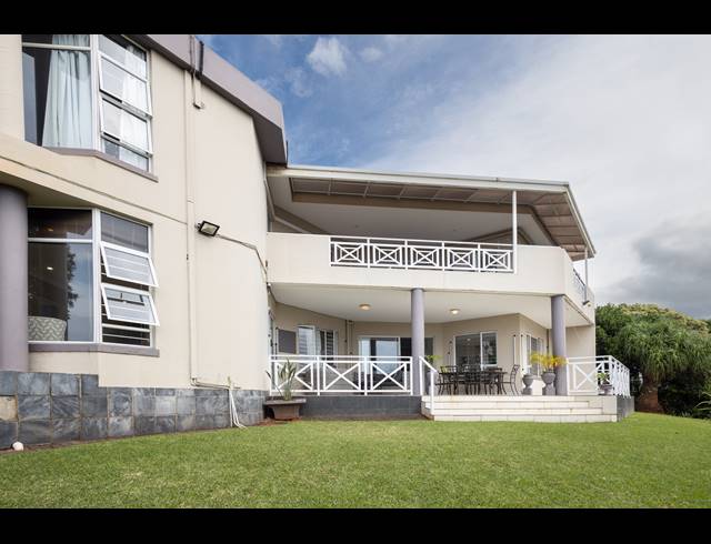 3 BEDROOM SIMPLEX FOR SALE IN LA LUCIA
